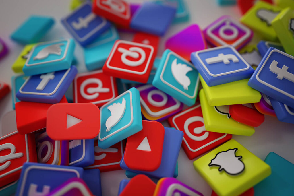 Social Media Online Marketing - Marketingagentur Minze aufs Papier